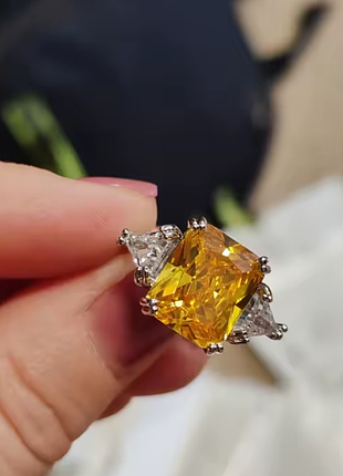 Кольцо кольца с зеленым камнем ☘️💚🥑🦊🍊