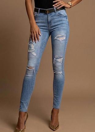 Джинсы скинни с эффектом потертостей и рваным декором — denim co.