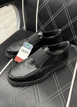 Стильні туфлі лофери макасини від tommy hilfiger.оригінал