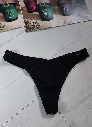 Трусики у рубчик victoria's secret розділ pink 
розмір m