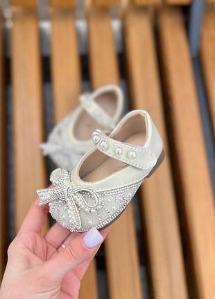 Дитячі святкові туфлі з камінцями зі стразами серебристі