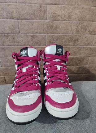 Оригинальные хайтопы adidas, р. 37-38 (стелька 24 см)