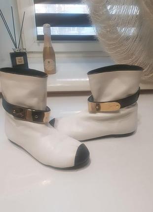 Круті боти giuseppe zanotti! розмір 37