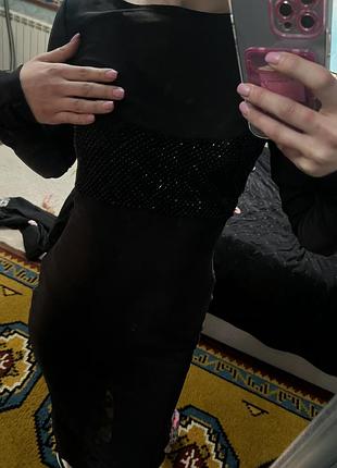 Сукня прозора