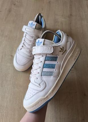 Круті чоловічі шкіряні кросівки adidas, оригінал, модель 2022, р.42