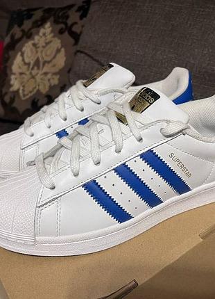 Оригінальні кросівки adidas superstar адідас суперстар🤍💙
