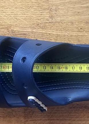 Crocs m4 w6 5