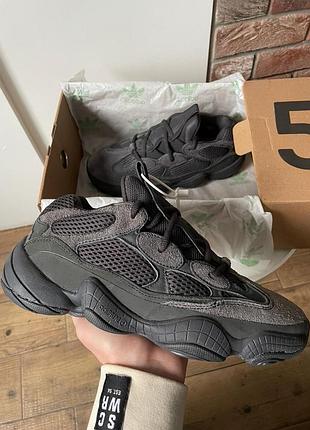 Женские кроссовки adidas yeezy boost 500 black