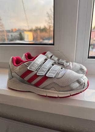 Кросівки adidas