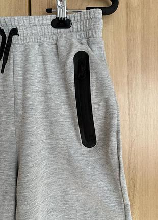 Шорти сірі h&m 5