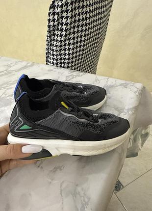Кросівки від zara 29 розмір