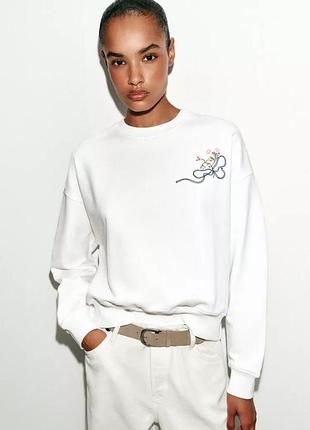Світшот жіночий білий з квіткою zara new