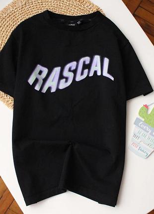 Якісна чорна футболка з написом rascal  11-12 років