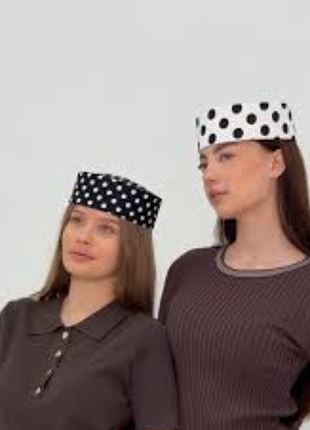 Вінтажна шляпка таблетка шовкова на гребінці