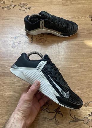 Жіночі кросівки nike matcon 6