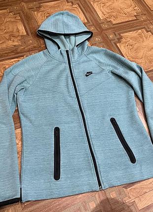 Nike tech fleece