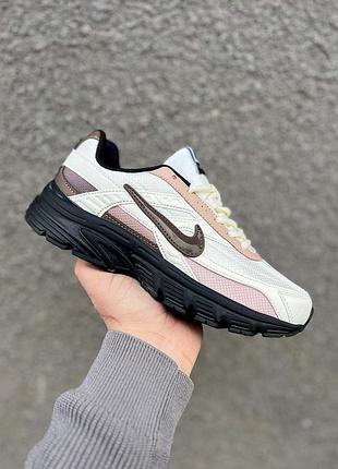 Круті жіночі кросівки nike initiator cream beige brown black кремові коричневі