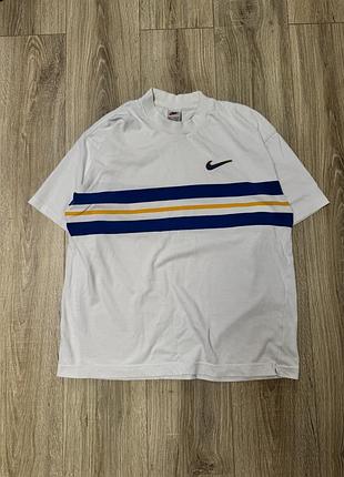 Вінтажна футболка nike m-l