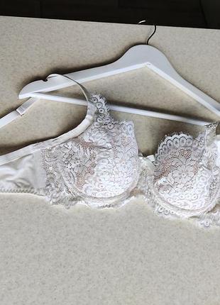 Бюстгальтер hunkemoller