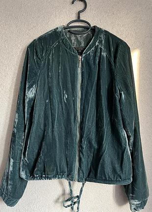 Вишита оксамитова куртка-бомбер