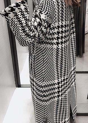 Стильне жіноче пальто zara