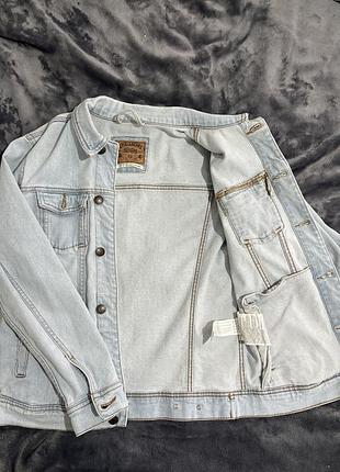 Джинсовка жіноча pull&bear в розмірі xs/s