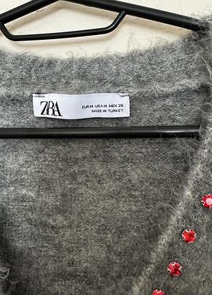 Утеплена кофтинка zara 3