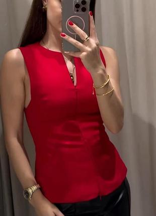 Плотный структурный красный топ с молнией zara
👍👍👍👍👍👍👍👍👍👍👍👍