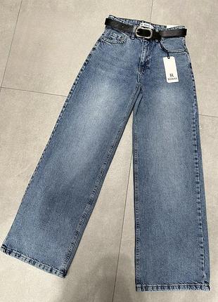 Стильні джинси wide leg розширеного крою в наявності