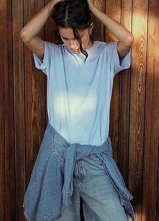 Плотная базовая голубая футболка zara
✨✨✨✨✨✨✨✨✨✨