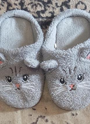 Нековзні плюшеві капці котики