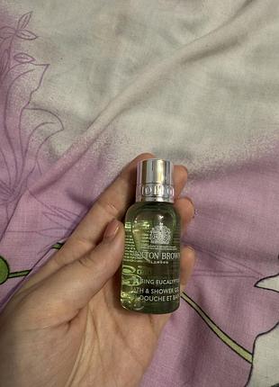 Гель для душу molton brown