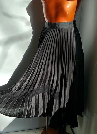 Брендова плісована спідниця asos