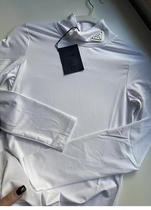 Водолазка жіноча prada
