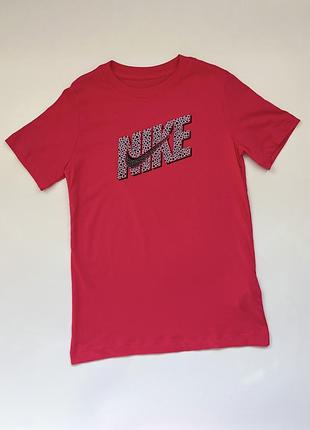 Футболка  nike