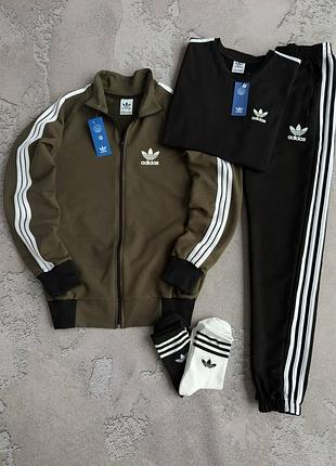 Набір adidas: кофта штани футболка 2 пари шкарпеток у подарунок🔥