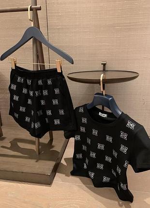 Костюм летний с шортами женский loewe