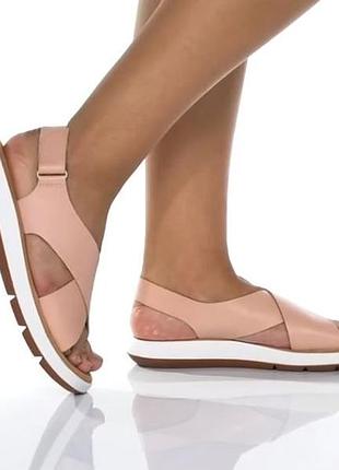 Р.37.5 clarks женские кожаные босоножки оригинал