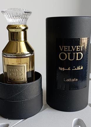Розпив парфума  velvet  oud ,       схожий з ombré leather від tom ford.