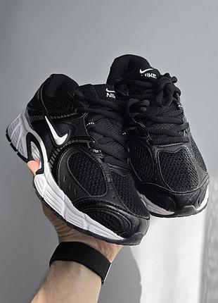 Nike v5 rnr • black / white