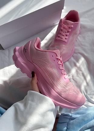 Кросівки рожеві для спорту та бігу alo yoga runner “pink”