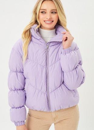 Куртка пуховик демисезонная короткая женская bershka стьобана фіолетова