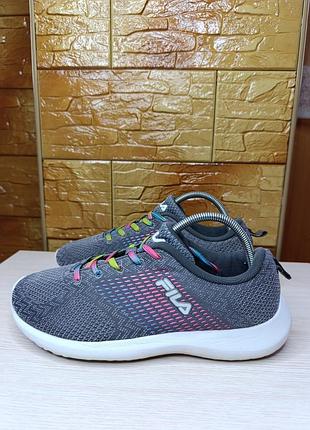Яркие кроссовки fila - оригинал