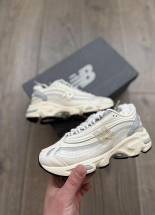 Жіночі кросівки new balance 1000 aime leon dore cream