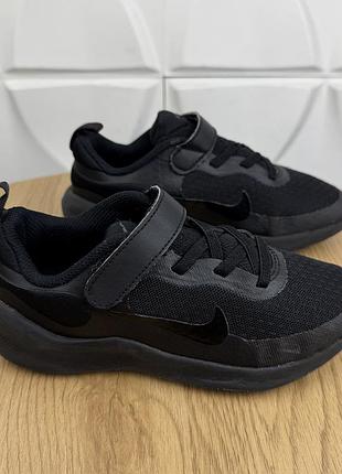 Оригінальні дитячі кросівки nike