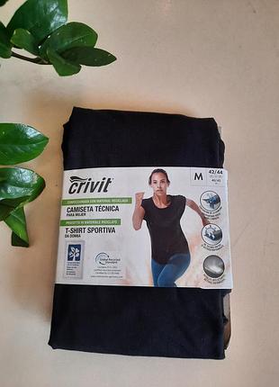 Качественная спортивная футболка crivit размер м