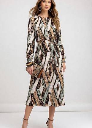 Стильное приталенное женское платье h&m