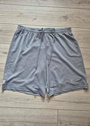 Шорты серые nike dri-fit р.m-s
