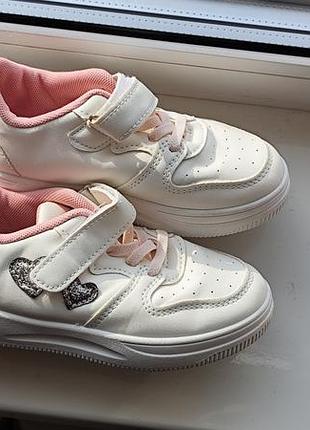 Кросівки на дівчинку розмір 30