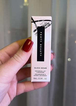 Блиск для губ fenty beauty gloss bomb luminizer sweet mouth 04